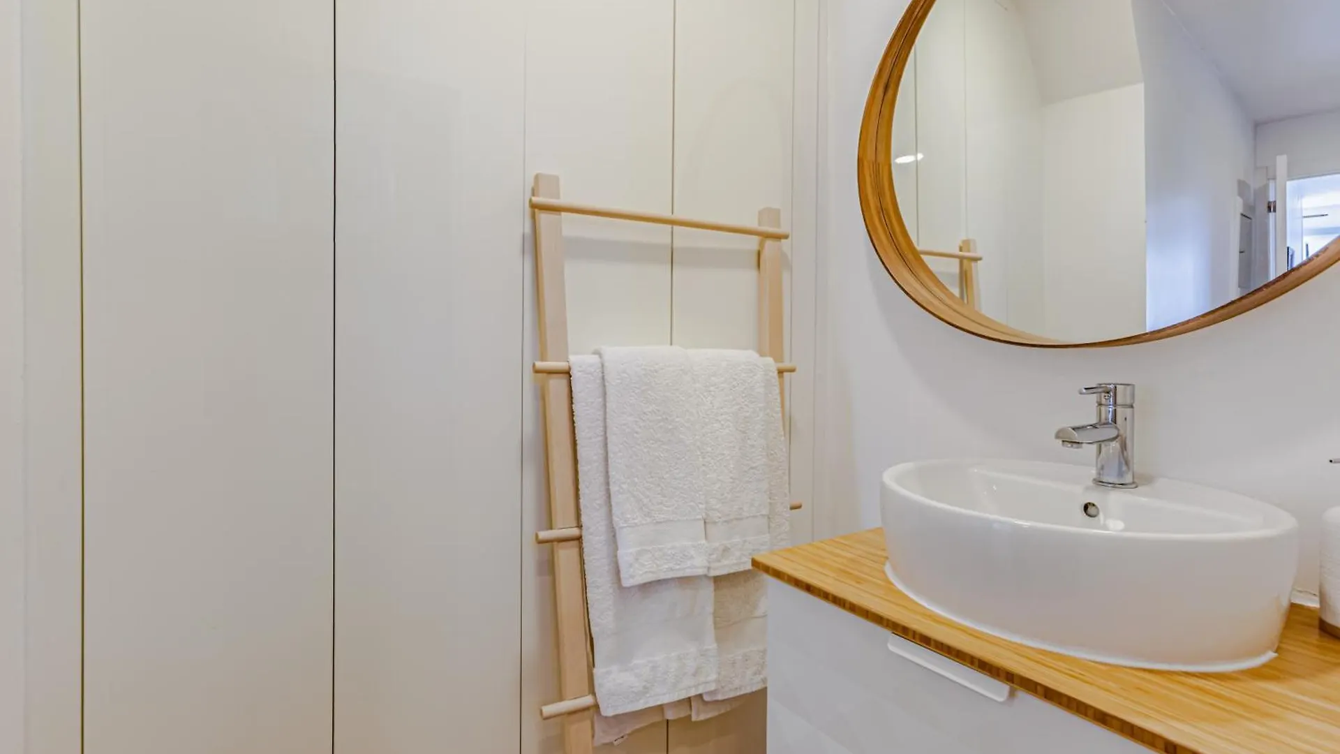 Visitlisbon4Fun: Alfama II Apartment Portugal